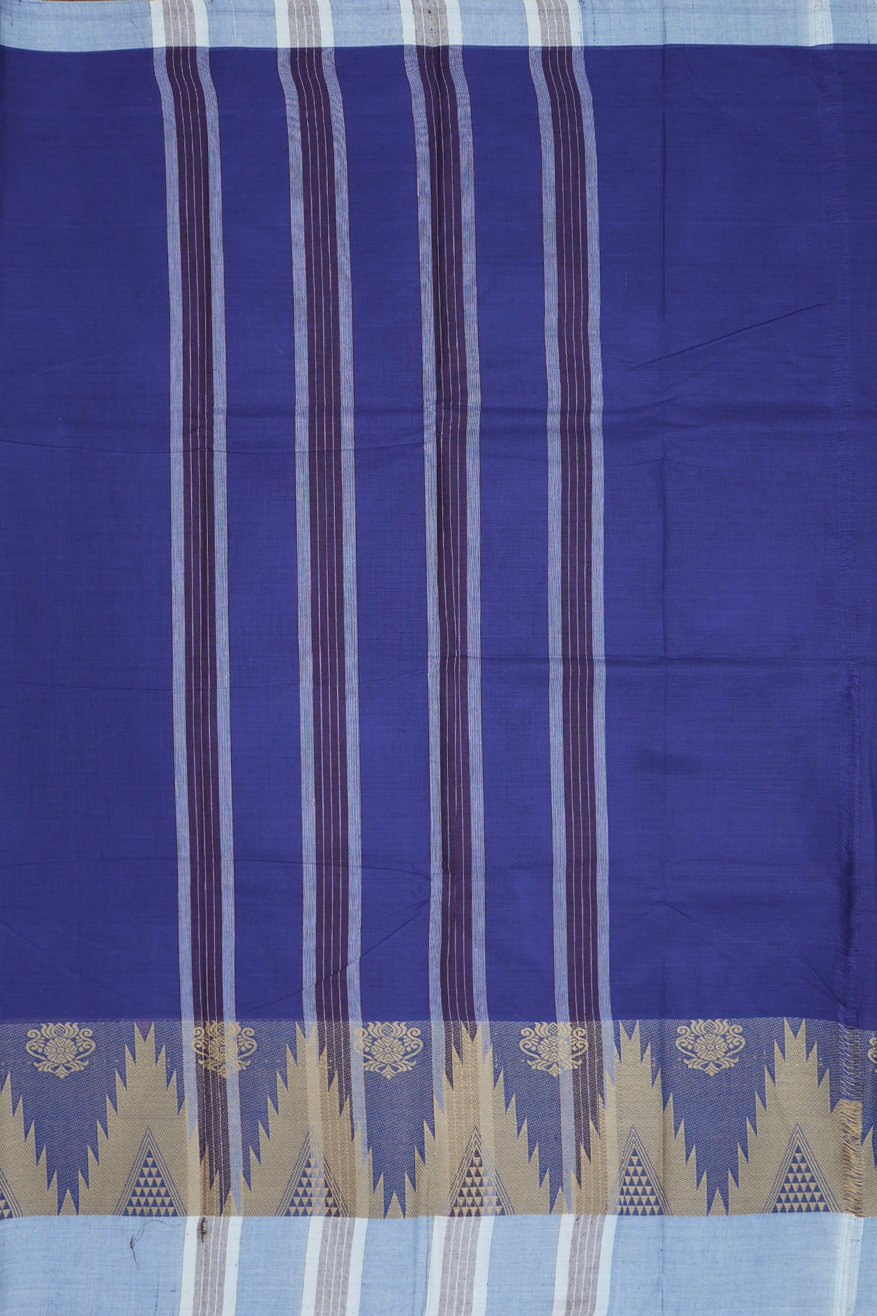 Temple And Floral Threadwork Border Royal Blue Chettinadu Cotton Saree