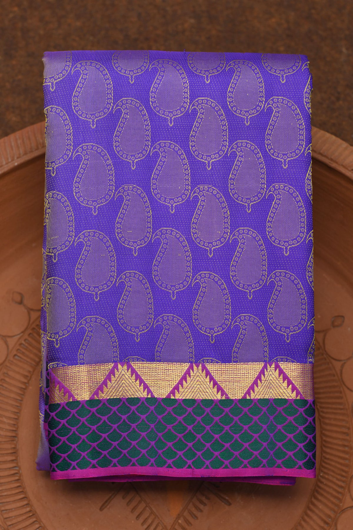 Temple Border With Jacquard Paisley Buttas Brinjal Purple Kanchipuram Silk Saree