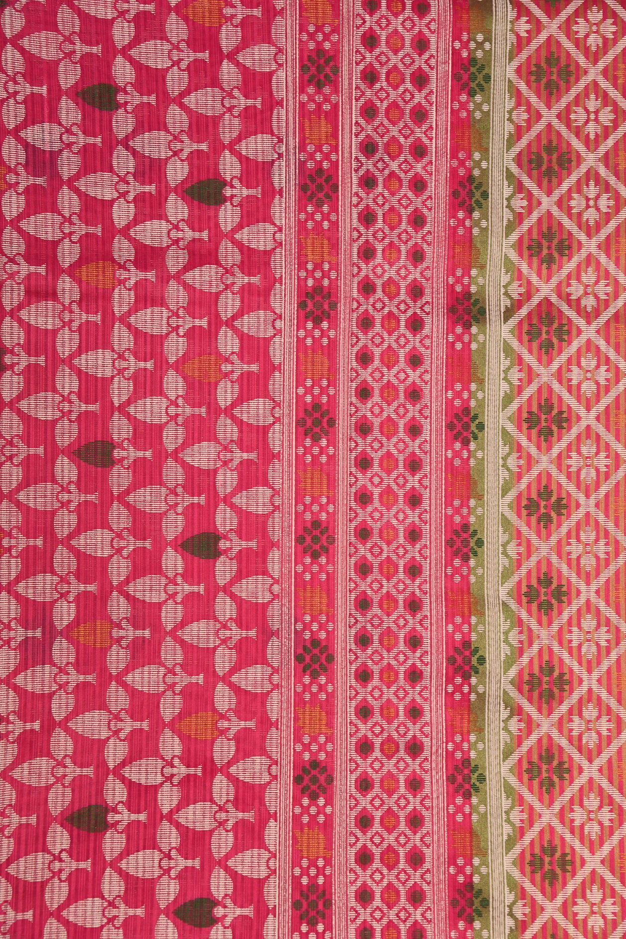 Thread Work Border With Geometric Pattern Magenta Pink Semi Kota Cotton Saree