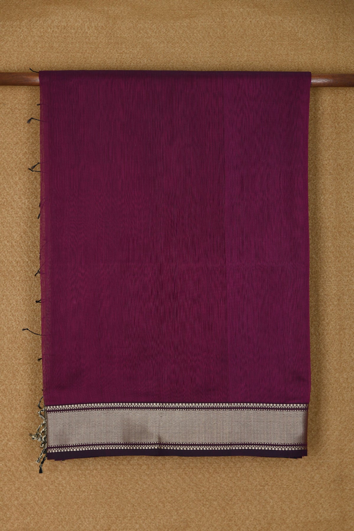 Thread Work Chevron Border In Plain Purple Maheswari Silk Cotton Saree