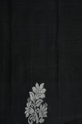 Thread Work Flower Border In Buttis Grey Kanchi Cotton Saree