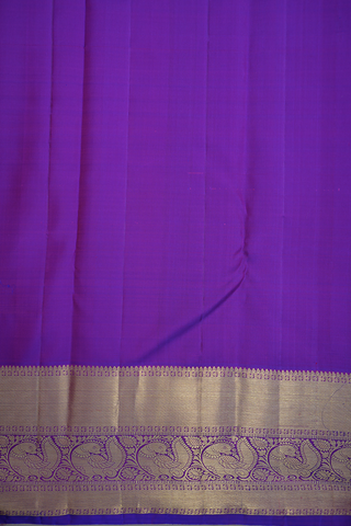 Threadwork And Floral Motifs Magenta Kanchipuram Silk Saree