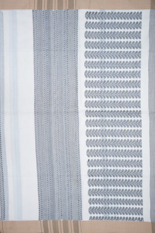 Threadwork Design White Bengal Cotton Saree