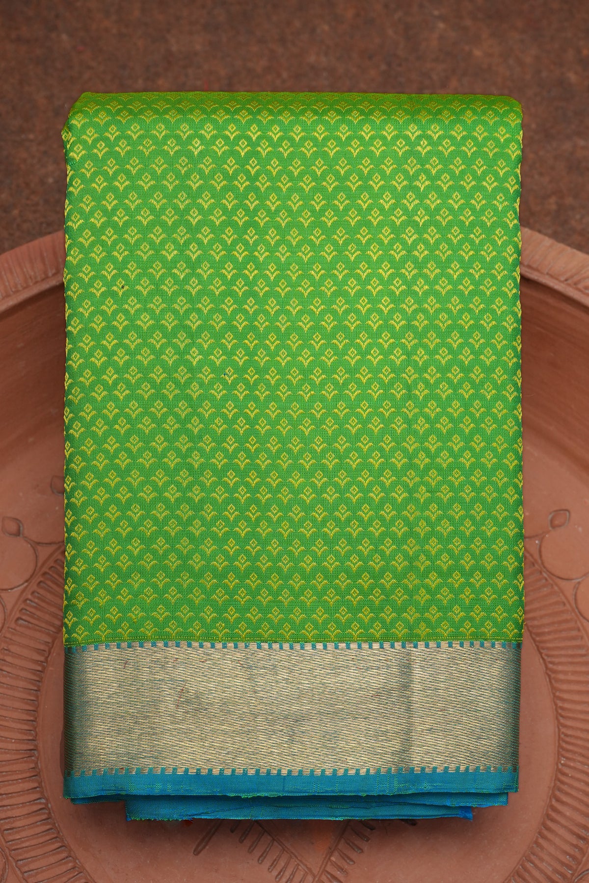 Threadwork Jacquard Parrot Green Kanchipuram Silk Saree