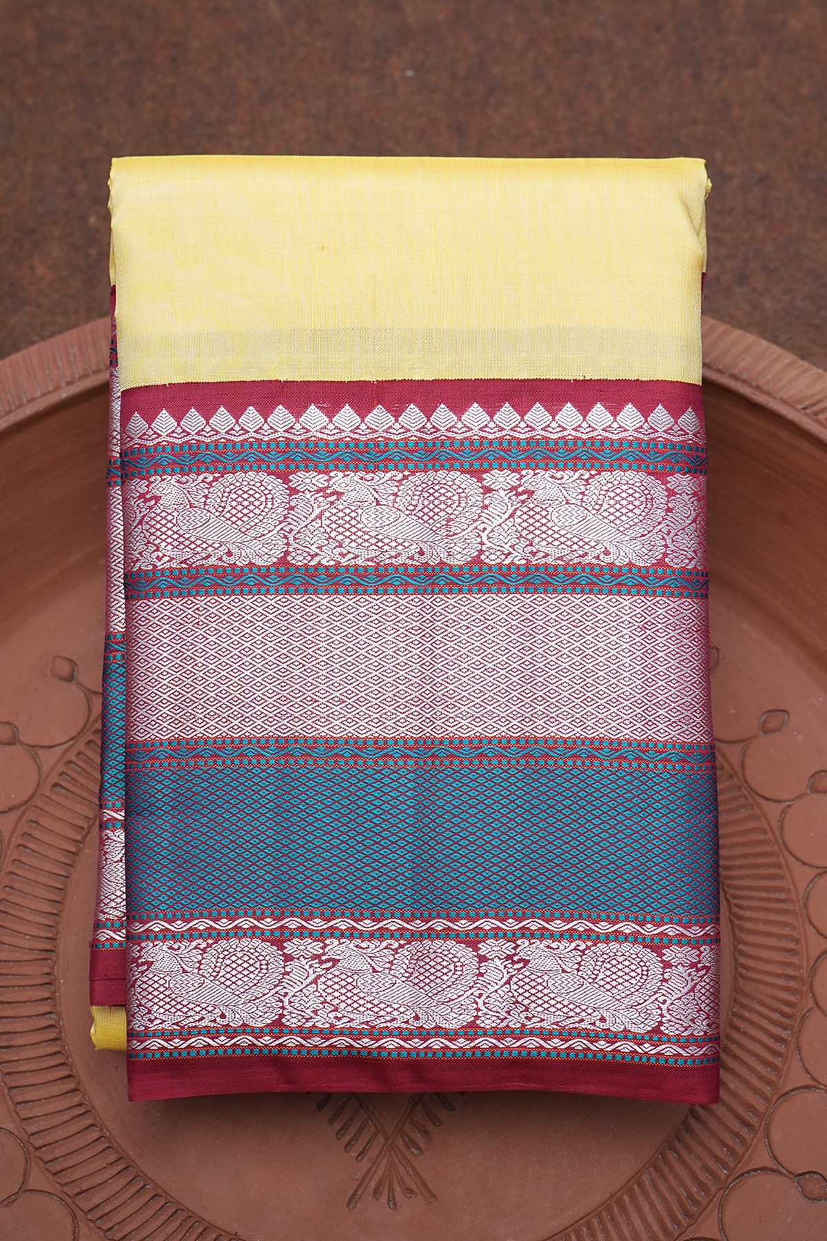 Traditional Border Pastel Yellow Kanchipuram Silk Saree