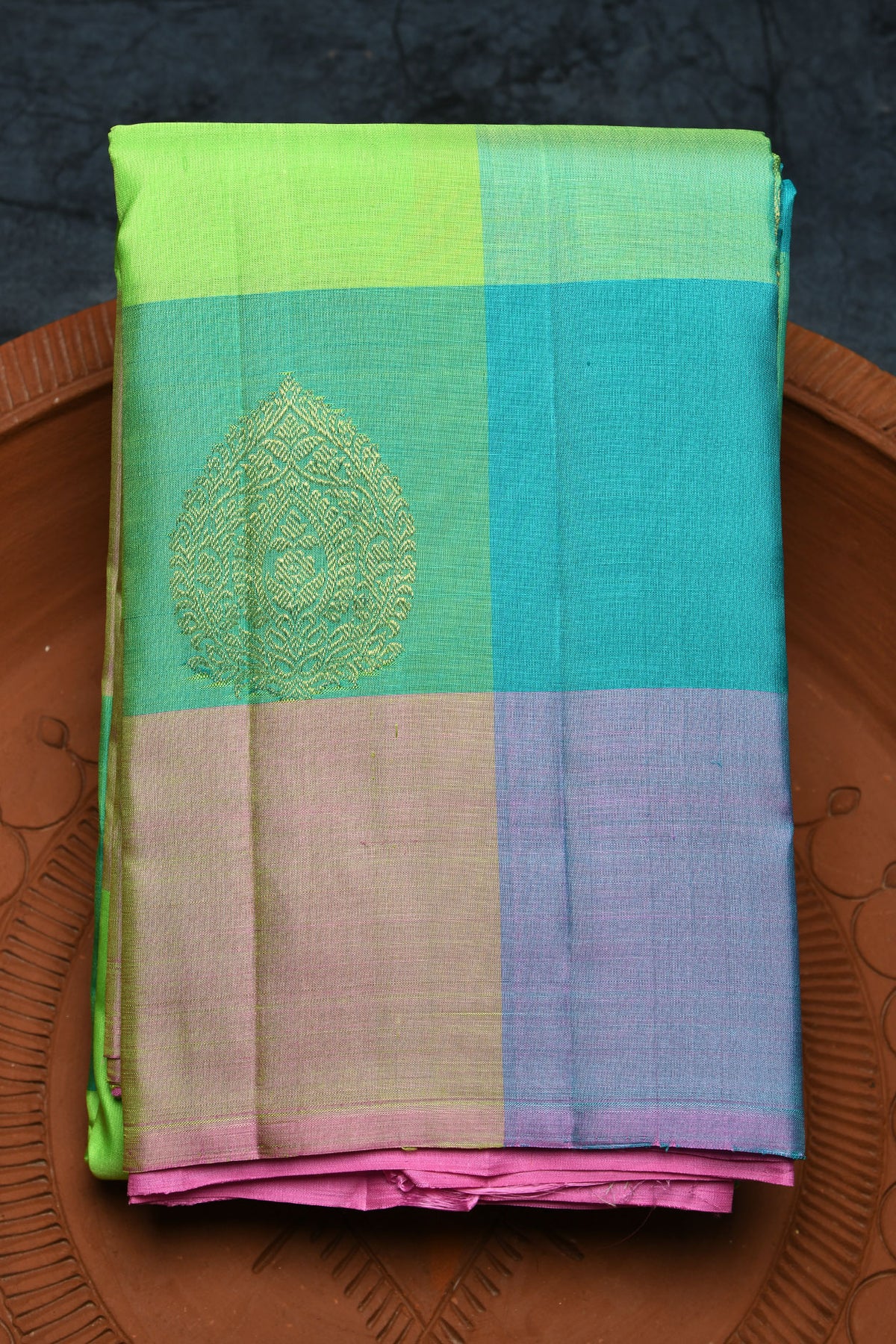 Traditional Floral Butta And Multicolor Checks Kanchipuram Silk Saree