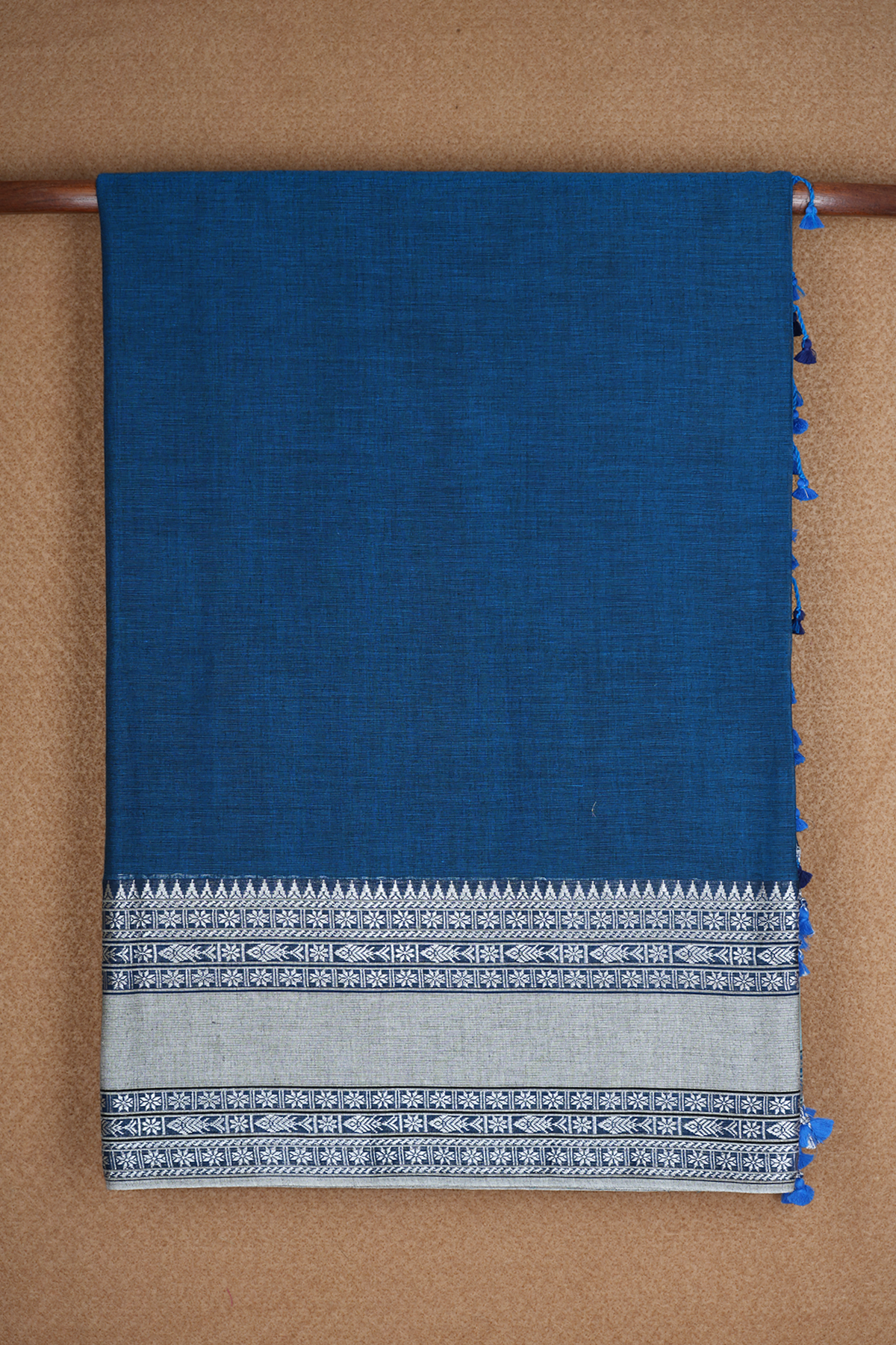Traditional Threadwork Border Capri Blue Bengal Cotton Saree