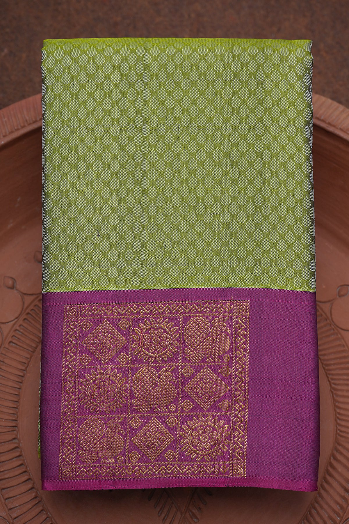 Traditional Zari Border Moss Green Kanchipuram Silk Saree