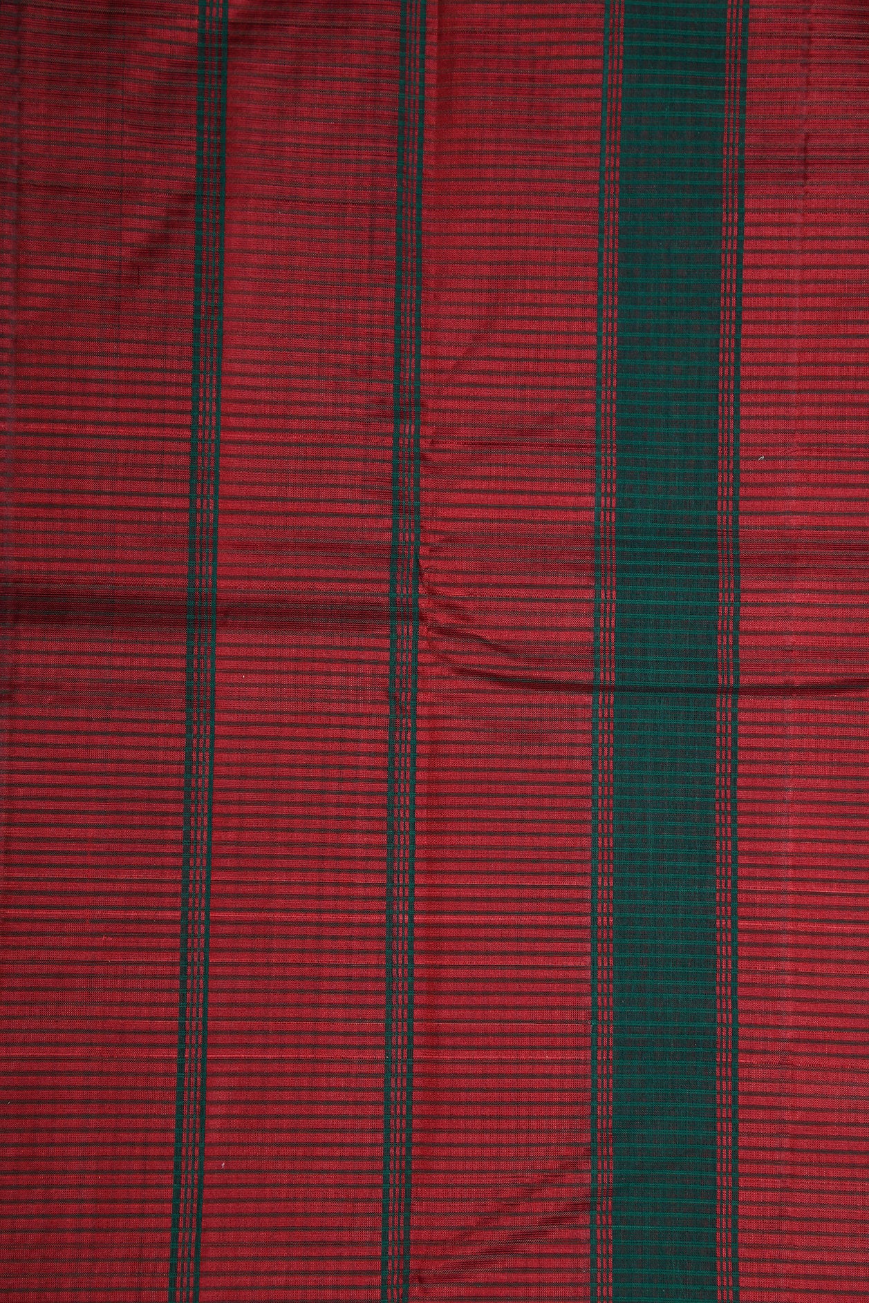 Vertical Stripes Border With Small Checks Maroon And Green Koorainadu Cotton Saree