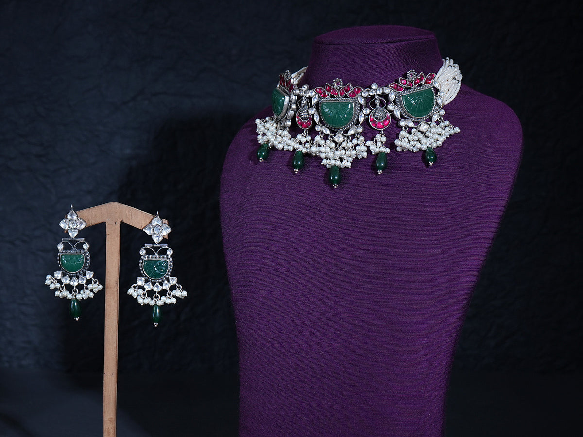 Pure Silver Antique Finishing Green Onyx With Red Kemp Stone And White Pearl Choker Set