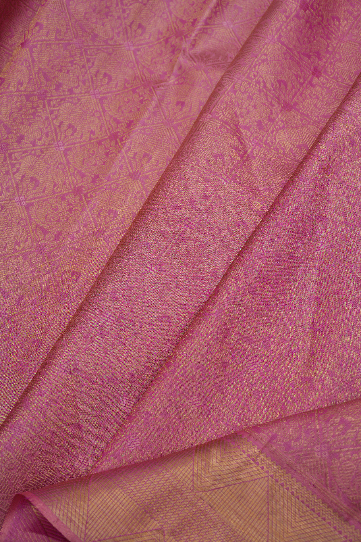 Zari Border In Brocade Onion Pink Kanchipuram Silk Saree