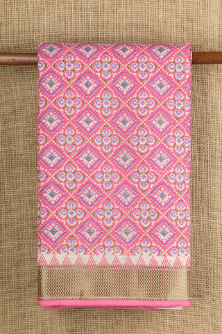 Zari Border In Geometric Pattern Coral Pink Chanderi Cotton Saree