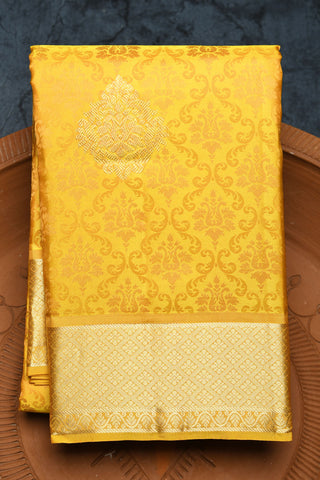Zari Border With Pendant Motif Mustard Yellow Kanchipuram Silk Saree