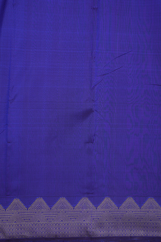 Scallop Zari Design Border Royal Blue Kanchipuram Silk Saree
