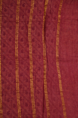 Small Zari Border With Overall Diagonal Pattern Off White Sungudi Cotton Saree