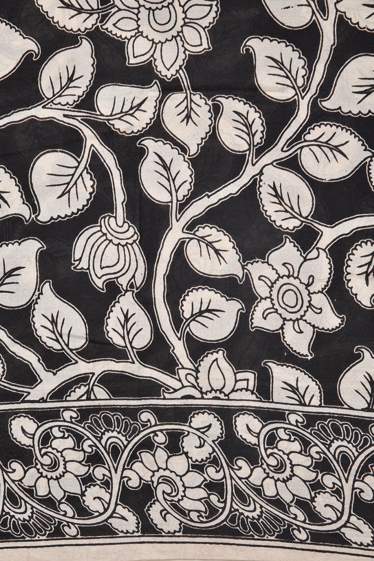 Floral Design Black Kalamkari Semi Silk Saree