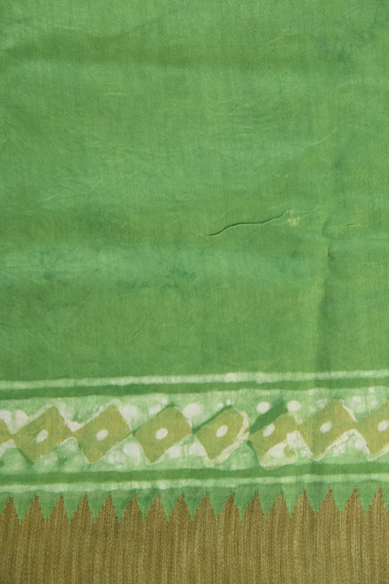 Floral Design Green Maheshwari Silk Cotton Saree