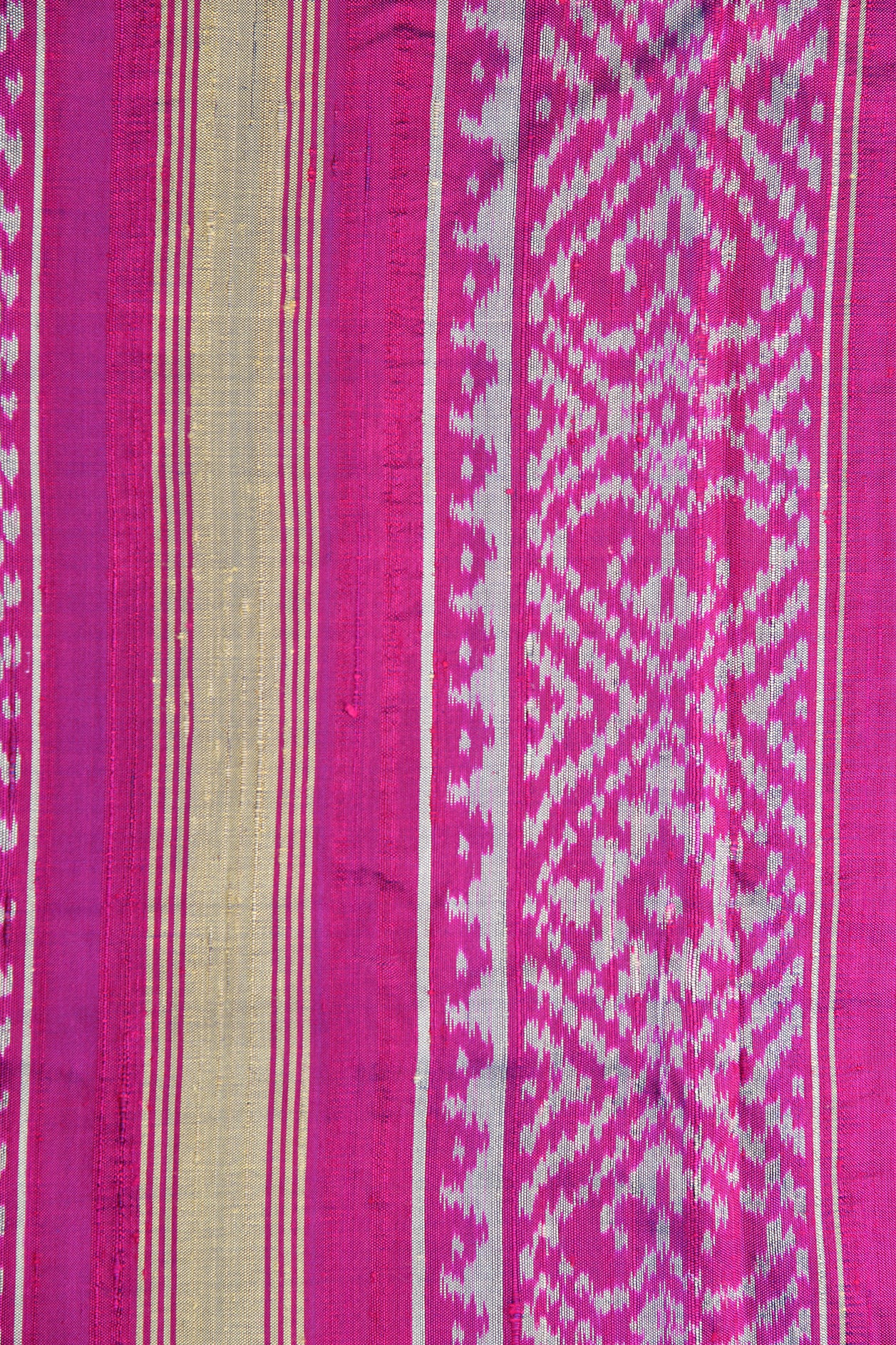 Ikat Design Magenta Raw Silk Weave Patola Silk Saree