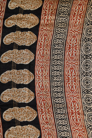 Floral Design Ochre Red Maheswari Silk Cotton Saree