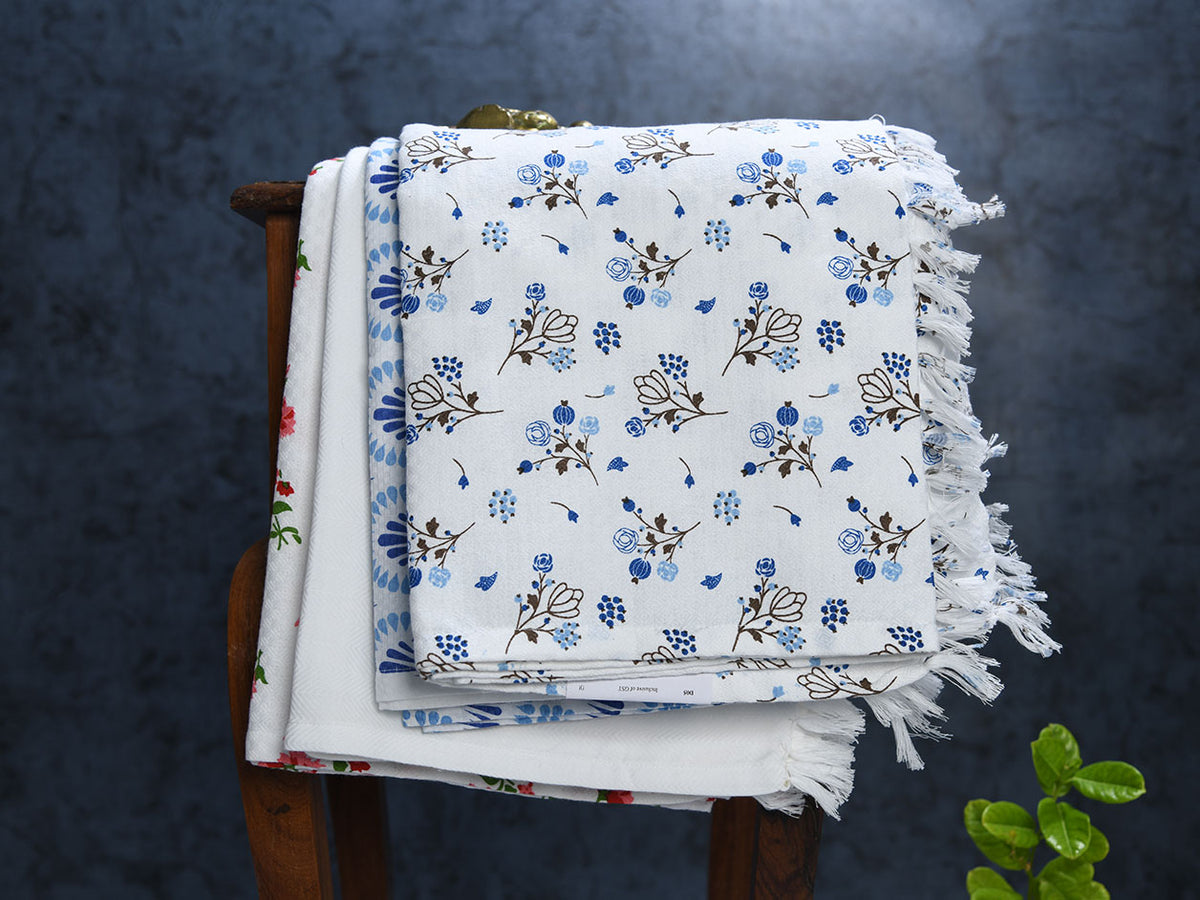 Assorted Set Of 4 Printed Cotton Towels