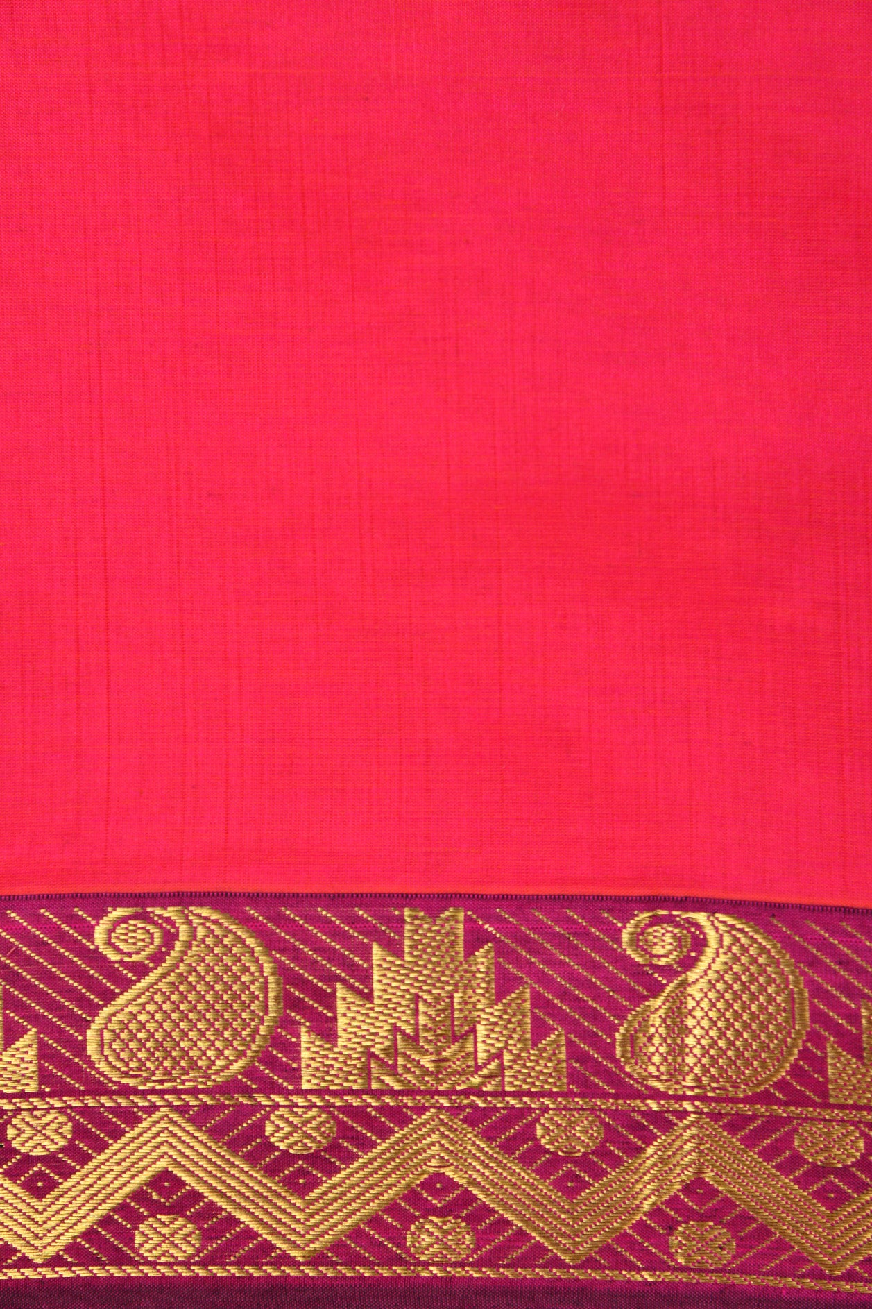Paisley Border Design Dark Pink Silk Cotton Saree