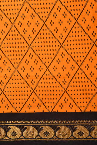 Paisley Border Orange Sungudi Cotton Saree
