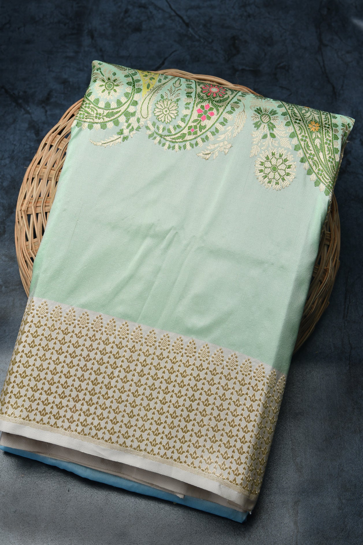 Paisley Design Soft Mint Green Banaras Silk Saree