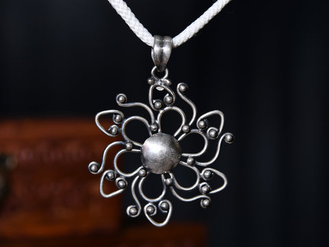 Abstract Floral Design Pure Silver Pendant
