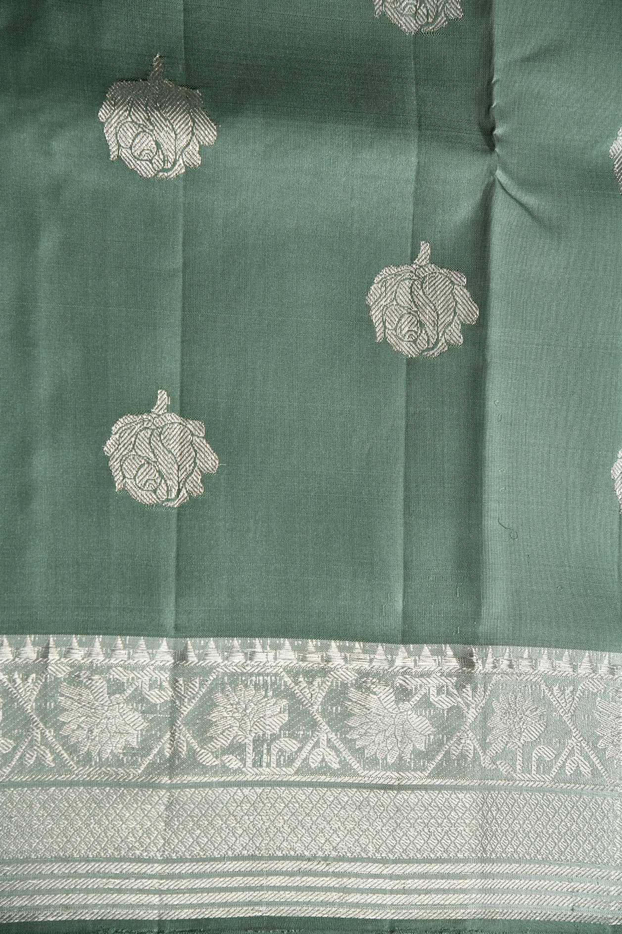 Rose Motif Dusty Green Kanchipuram Silk Saree