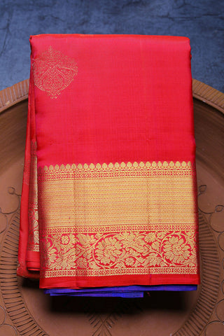 Floral Zari Border With Pendant Butta Red Kanchipuram Silk Saree