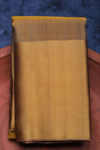 Thread Diamond Border In Plain Golden Yellow Kanchipuram Silk Saree