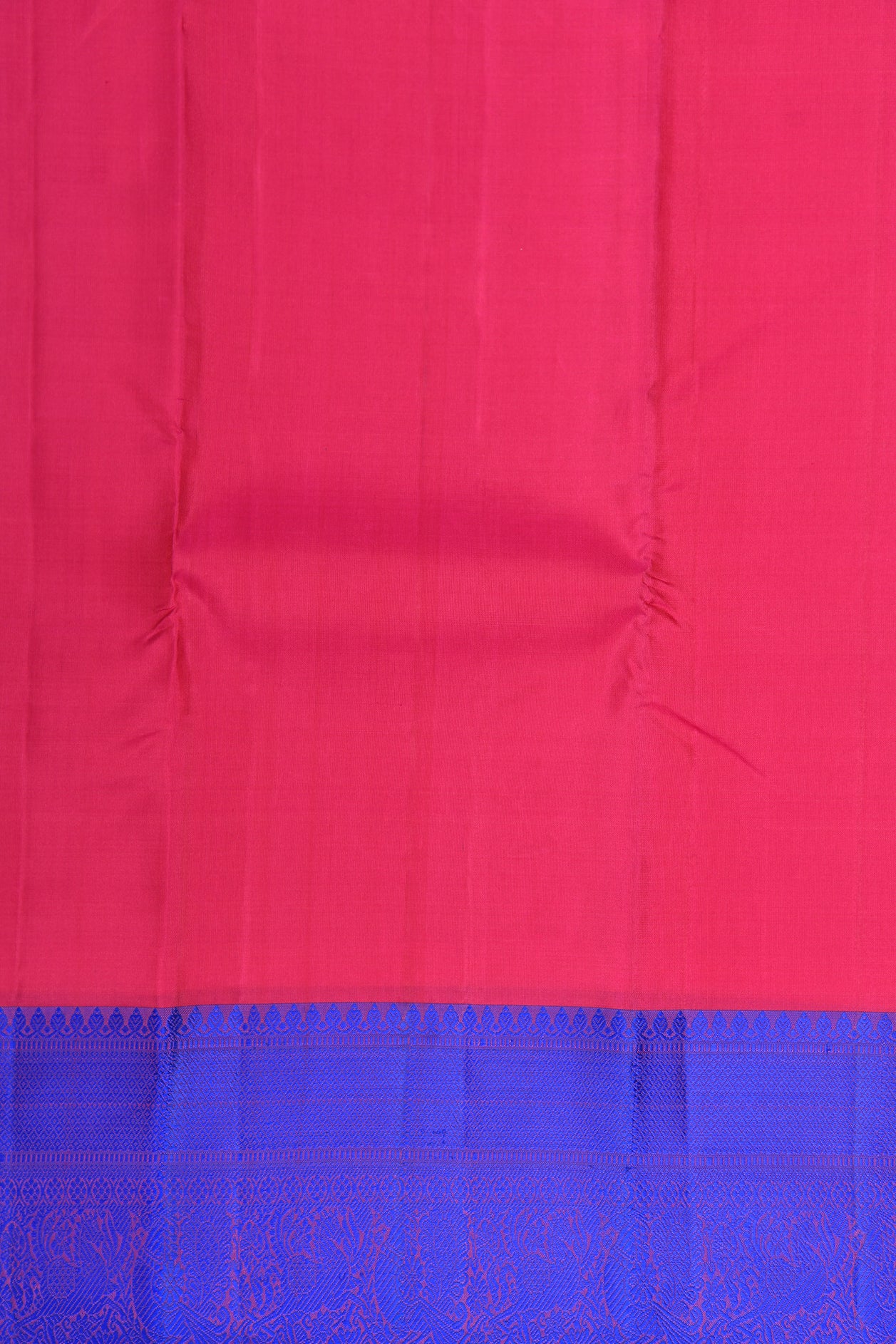 Thread Work Animal Design Border In Plain Hot Pink Kanchipuram Silk Saree