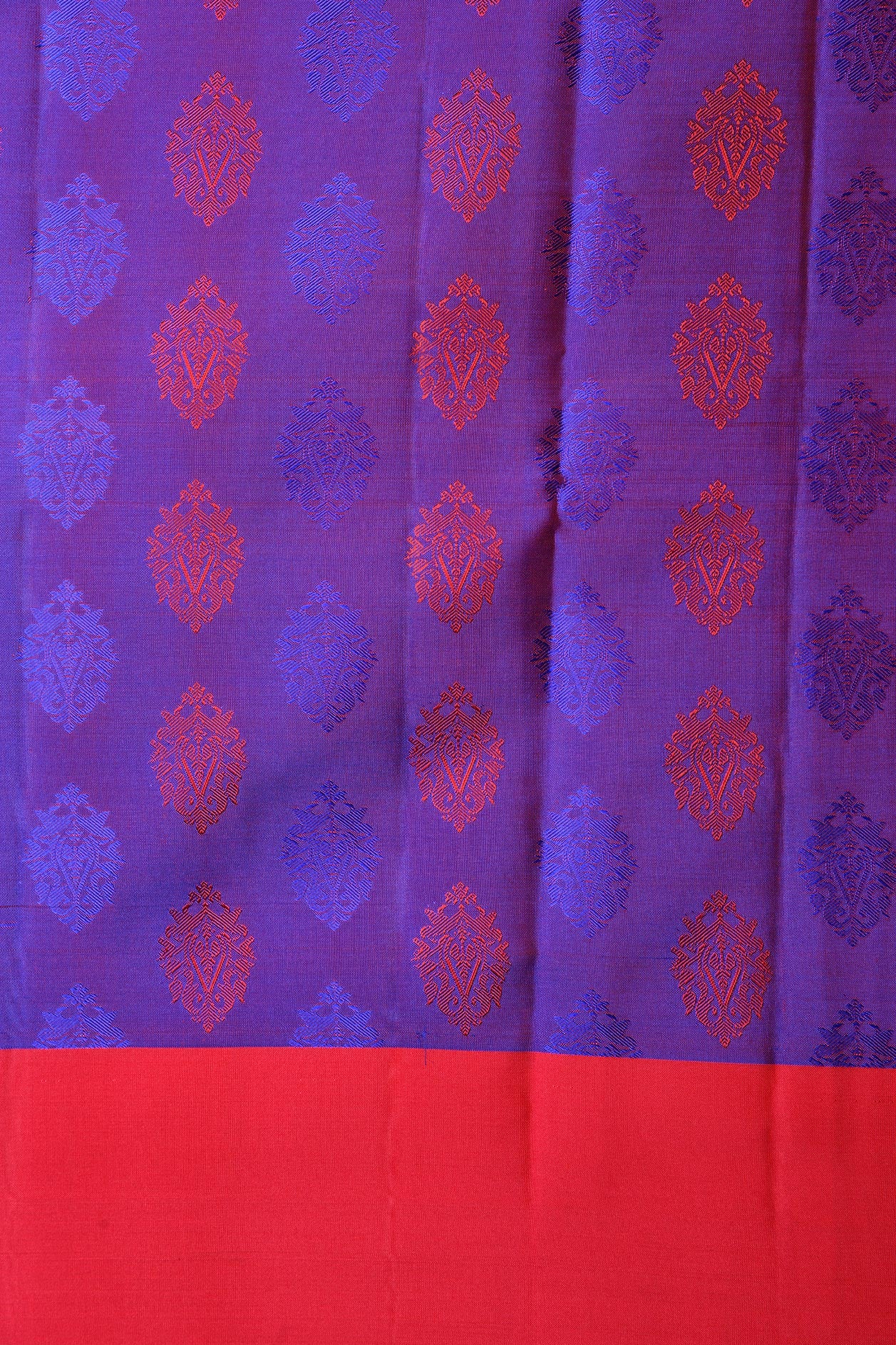 Thread Work Floral Motif Dark Violet Kanchipuram Silk Saree