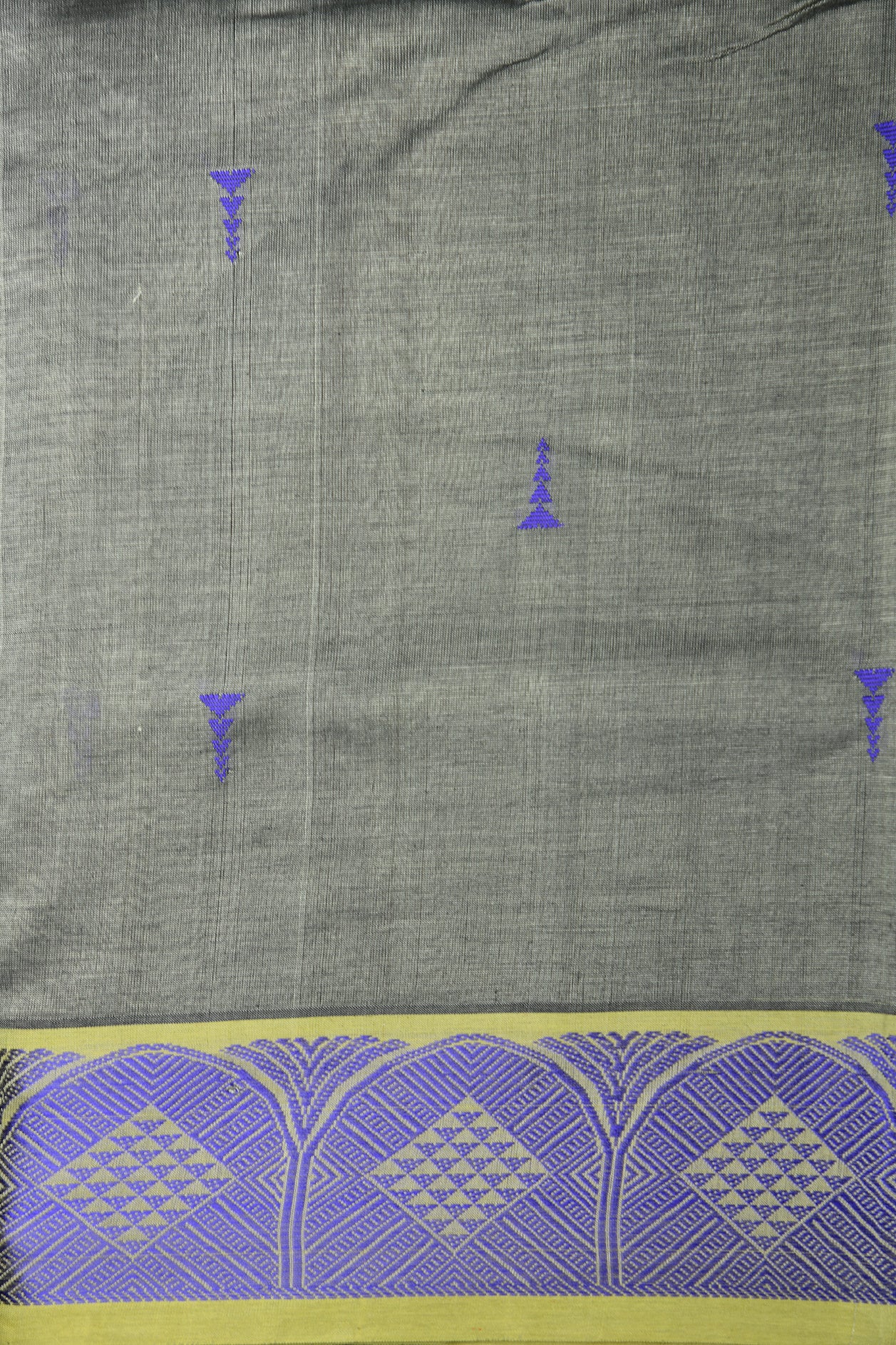 Thread Work Grey Silk Cotton Saree